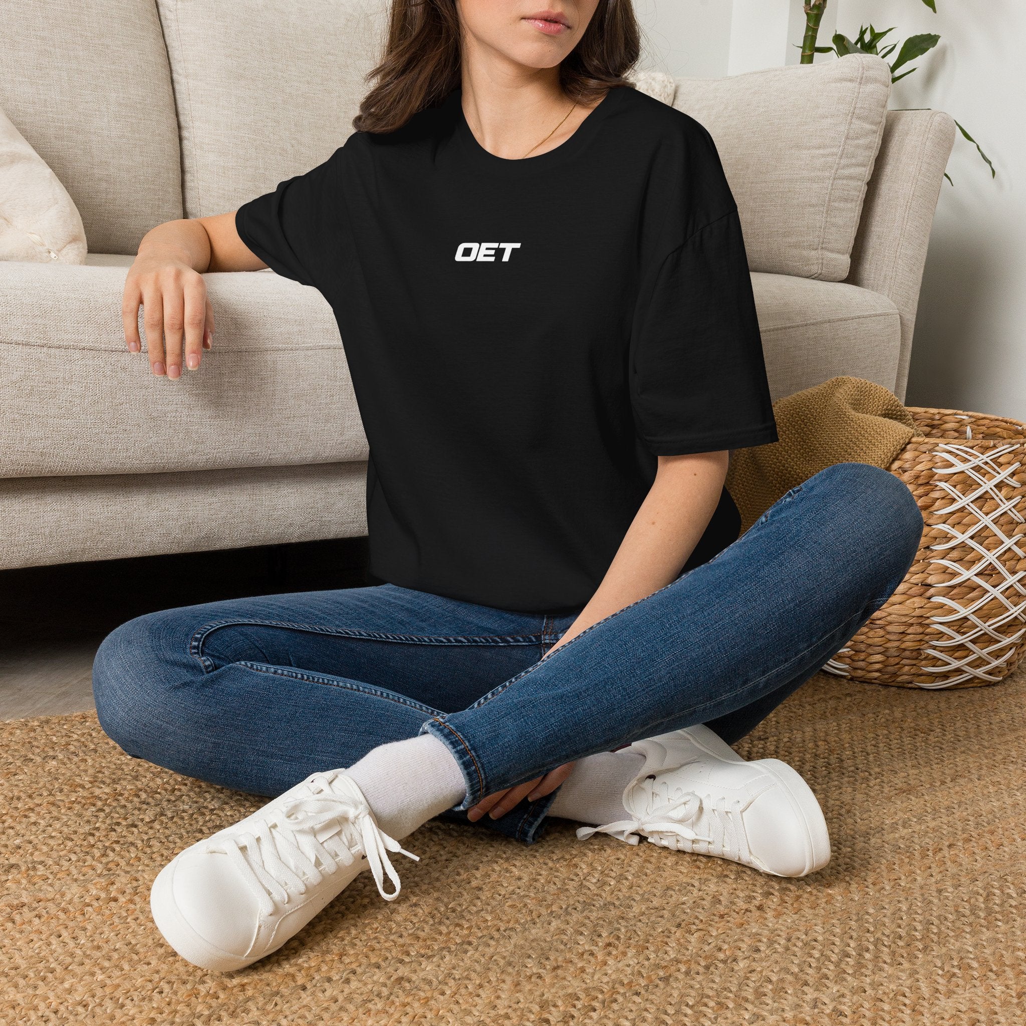 T-Shirt — Minimal 'OET' Logo Tee | Casual Streetwear, Everyday Comfortable