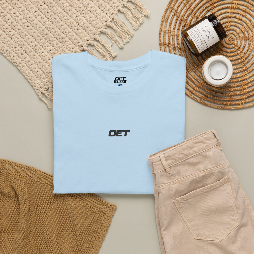 Minimalist 'OET' Graphic Tee — Small Chest Logo Casual Shirt
