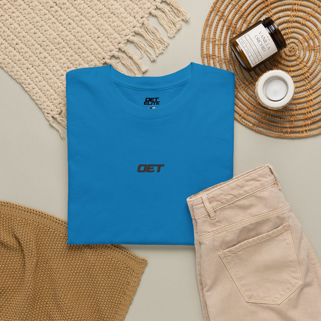 Minimalist 'OET' Graphic Tee — Small Chest Logo Casual Shirt