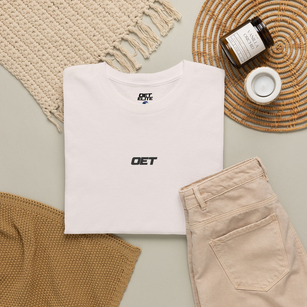 Minimalist 'OET' Graphic Tee — Small Chest Logo Casual Shirt