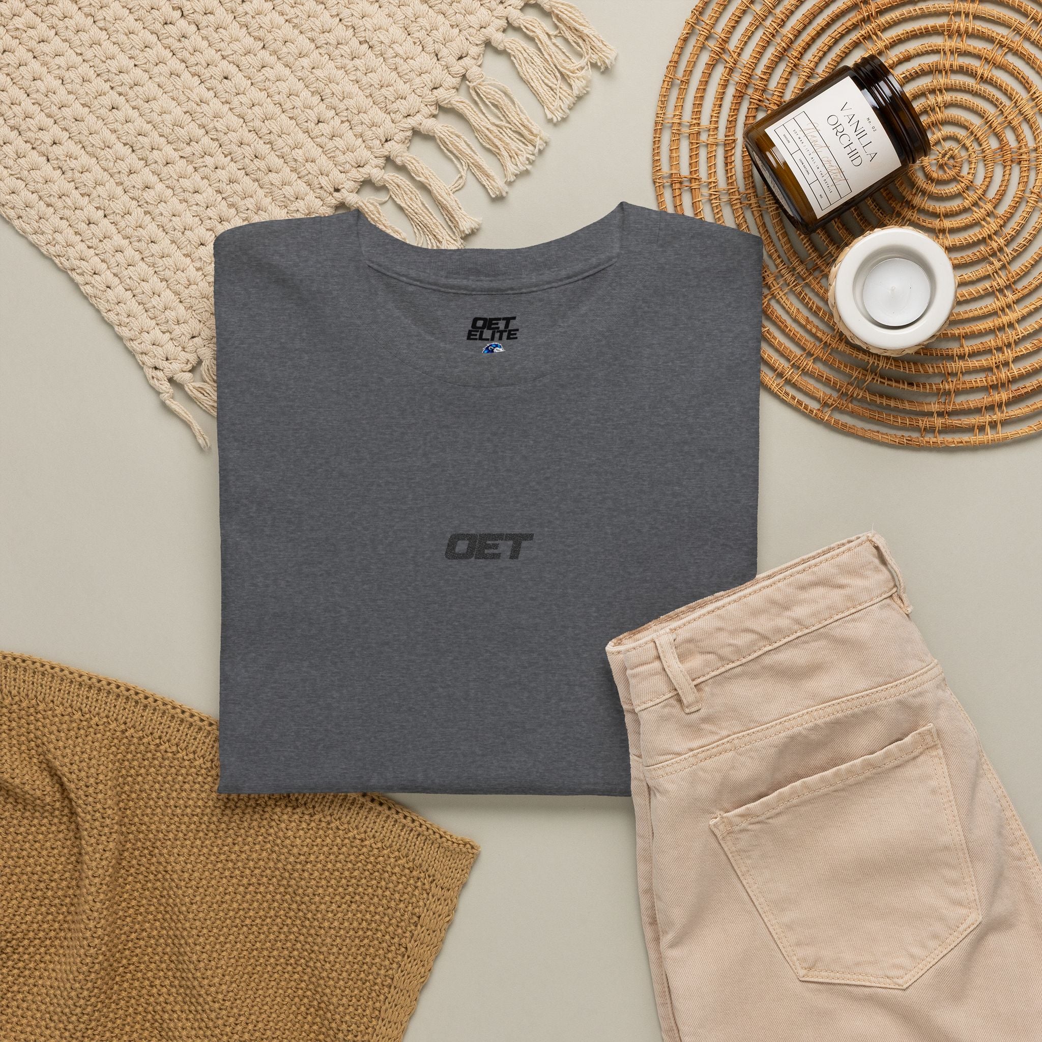 Minimalist 'OET' Graphic Tee — Small Chest Logo Casual Shirt