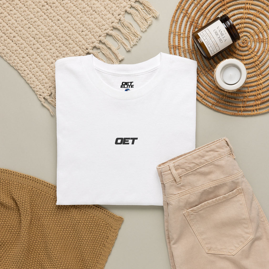 Minimalist 'OET' Graphic Tee — Small Chest Logo Casual Shirt